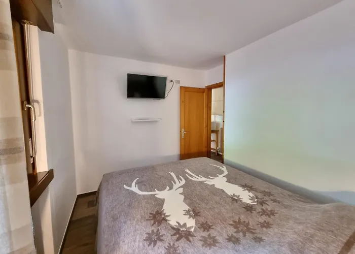 アパート Contrin